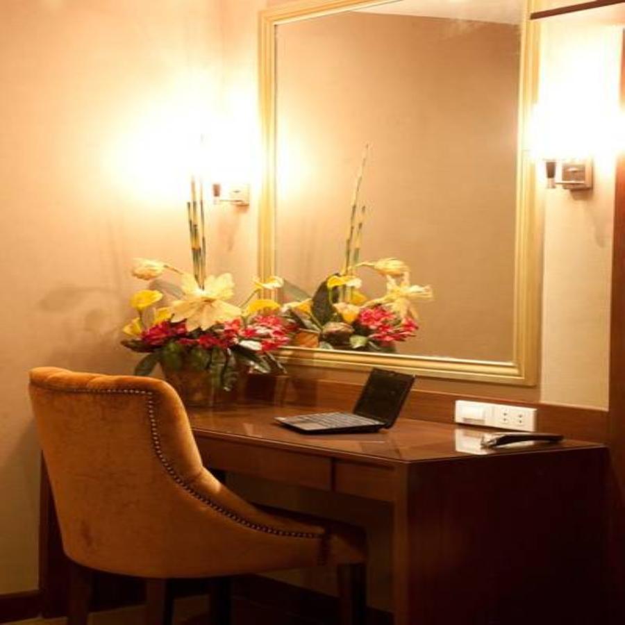 Royal Garden Hotel Ozamiz Eksteriør billede