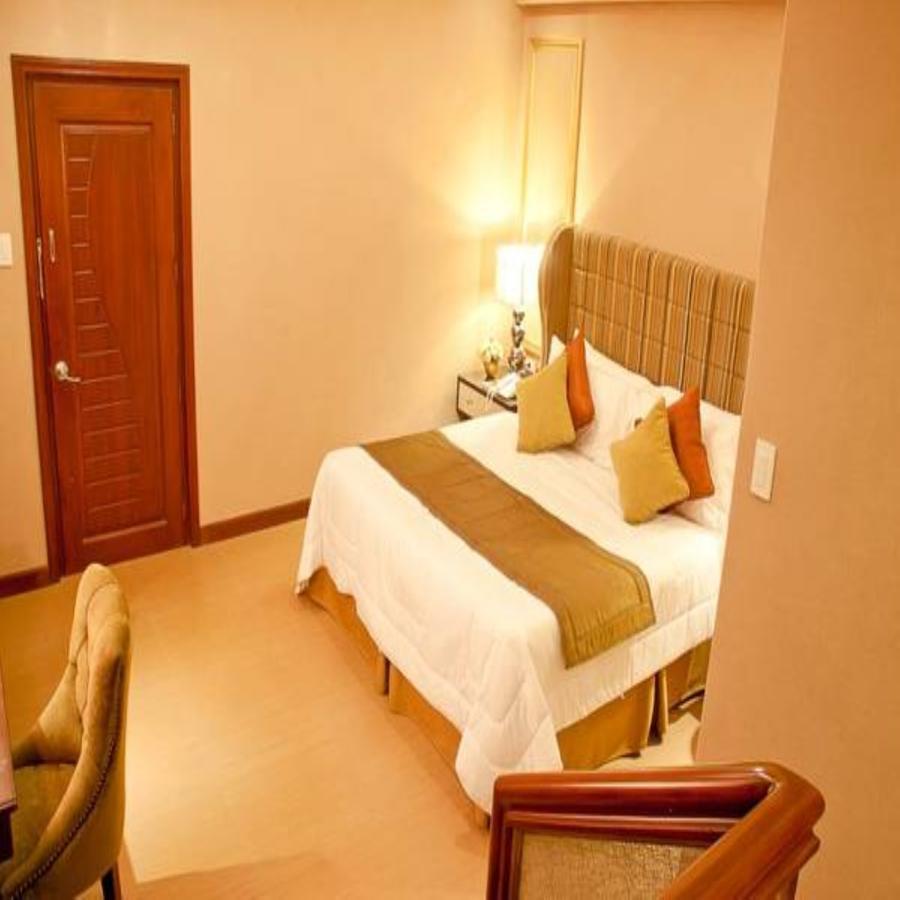 Royal Garden Hotel Ozamiz Eksteriør billede