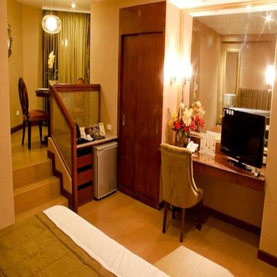 Royal Garden Hotel Ozamiz Eksteriør billede