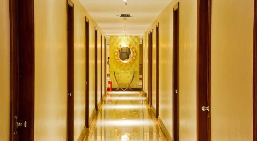 Royal Garden Hotel Ozamiz Eksteriør billede